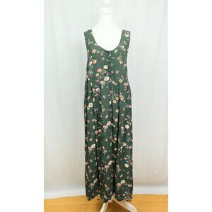 NWT The vintage twin floral maxi dress $79, SIZE M